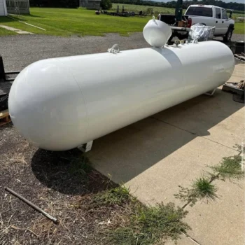 A 1000 gallon propane tank is commonly used for heating a large home or commercial space, plus a pool heater and/or generator. Installation of a 1000 gallon propane tank is a great solution when you need a large amount of propane storage but can’t install one underground. This tank is installed above ground. 1000 gallon propane tank is only available for sale or lease on Long Island.